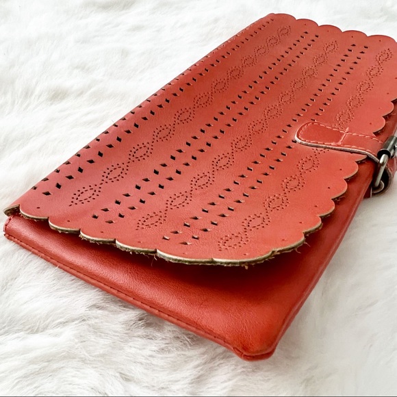 NEW American Eagle Pink Boho Clutch - Picture 7 of 7